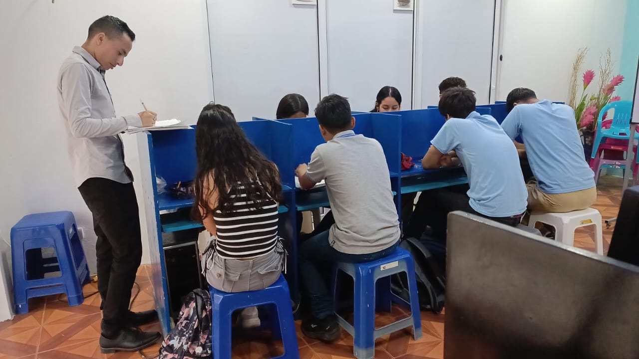 Corporación Educativa Americano