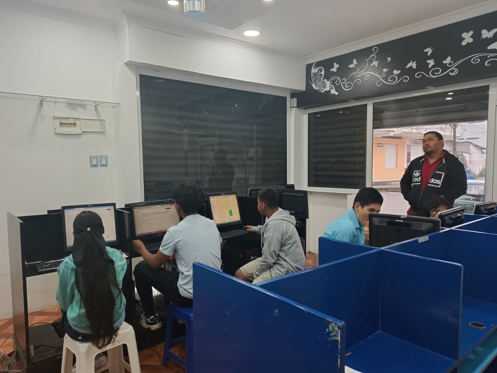 Corporación Educativa Americano